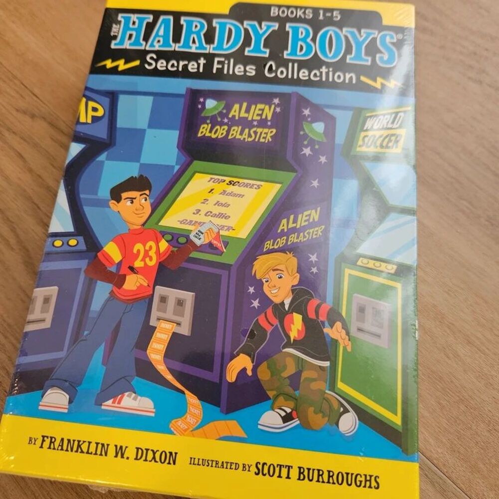 Hardy Boys Secret Files Mystery Book Collection Gift Box Set New